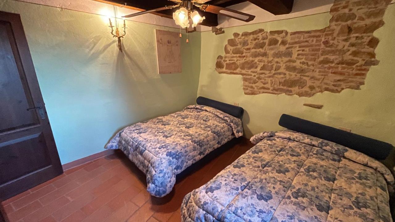 Castello Di Gaiche Apartment Collebaldo Luaran gambar