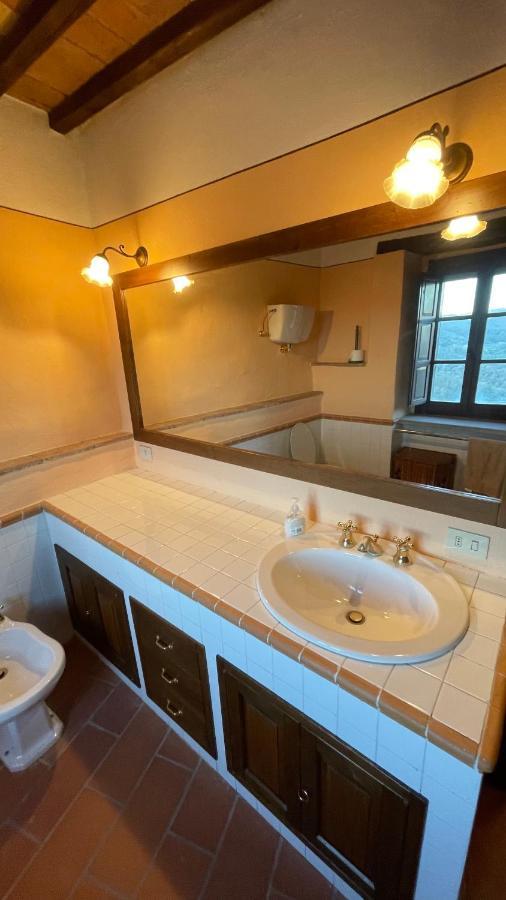 Castello Di Gaiche Apartment Collebaldo Luaran gambar